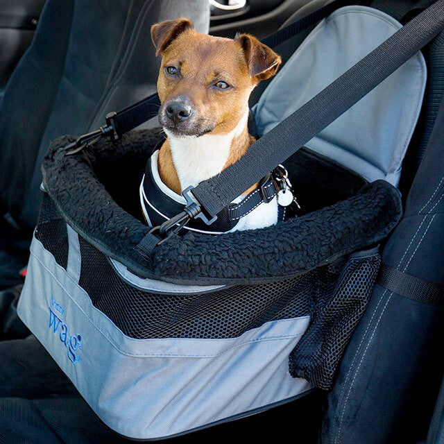 Henry Wag Pet Car Booster Seat 38cm x 38cm x 25cm.