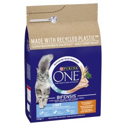 A bag of Purina One Light Cat Food with an image of a cat on the front and text highlighting the use of recycled plastic in the packaging.