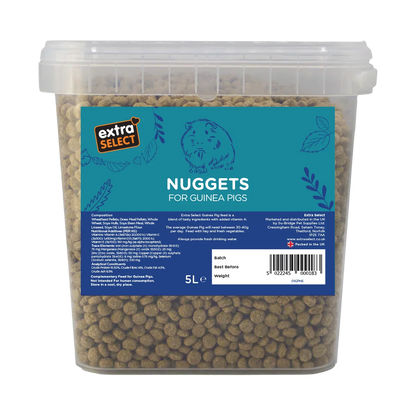 A 5L clear plastic tub of Extra Select Nuggets for Guinea Pigs, filled with brown kibble, featuring a teal and blue label.
