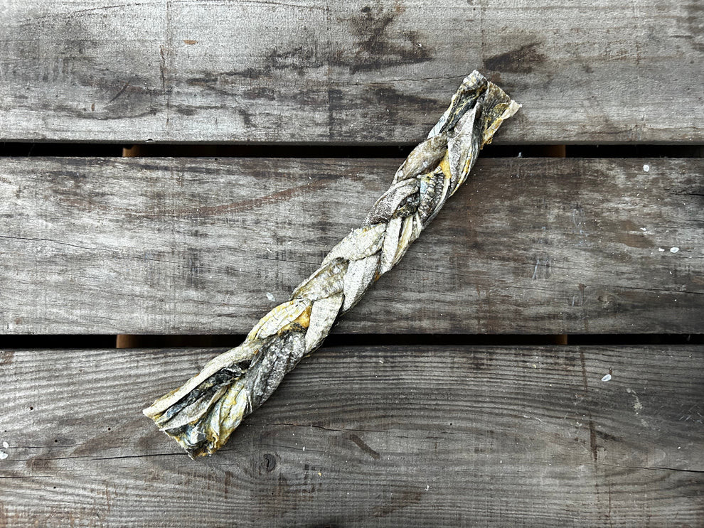 K9 Chew Co. Fish Skin Braids 1kg (approx 20pc)