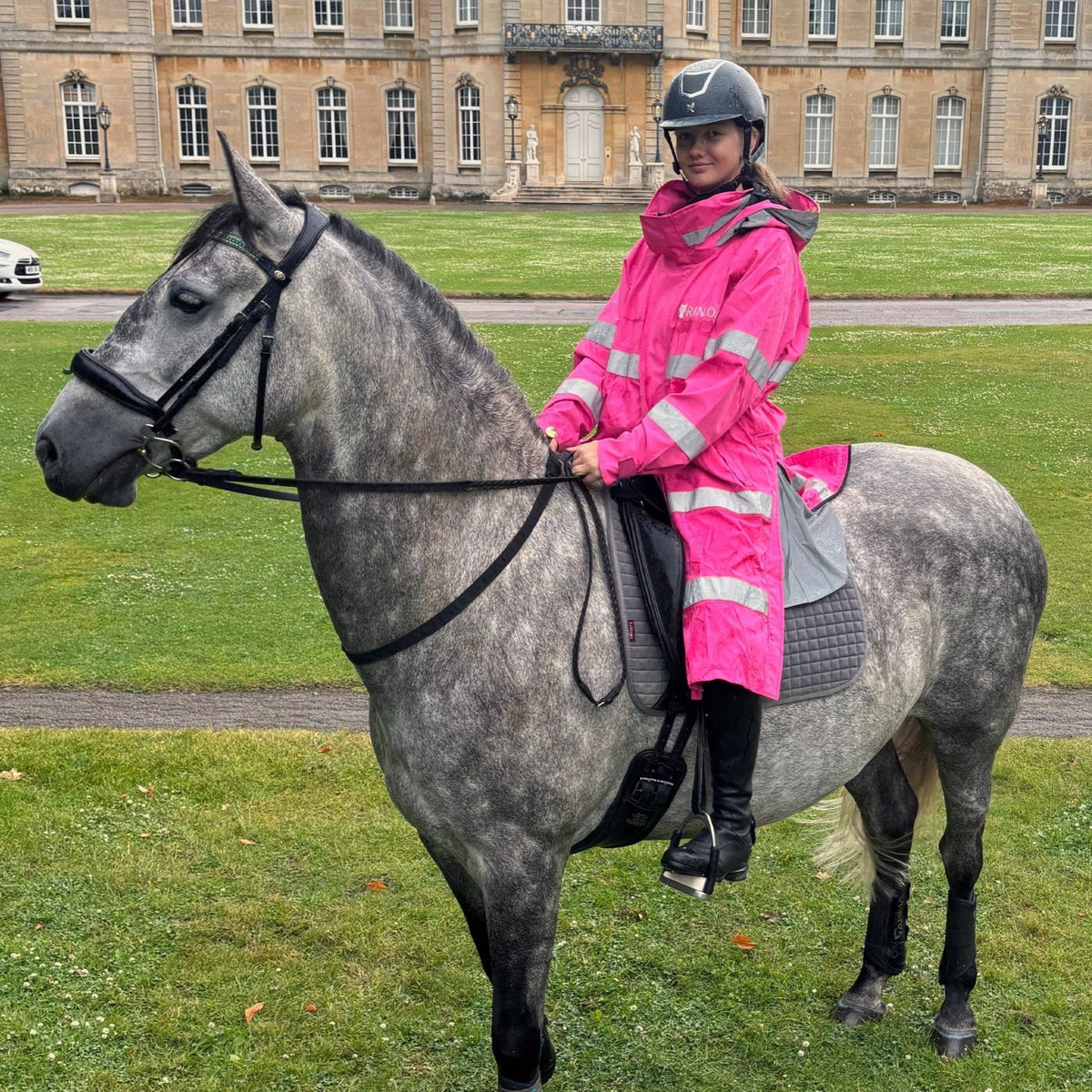 Reincoat Lite Hi-Vis Pink view 2